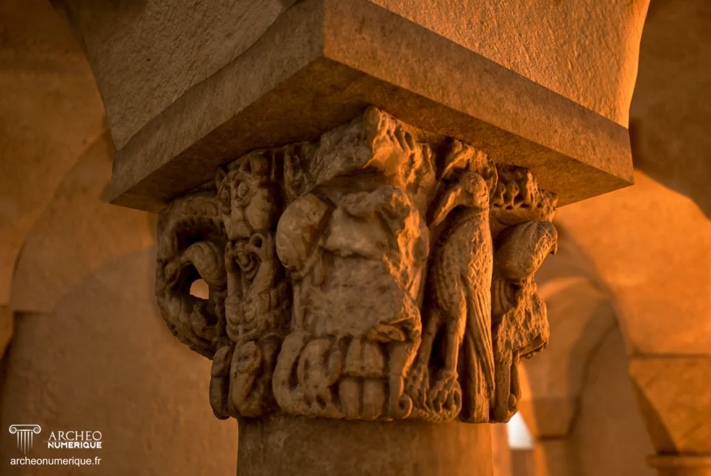 Chapiteau de colonne de Saint Bénigne